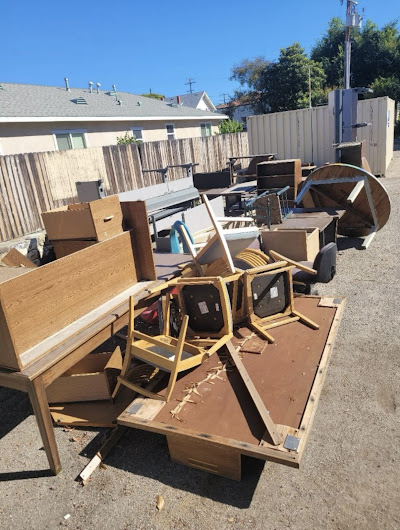 Expert dumpster roll off rental service